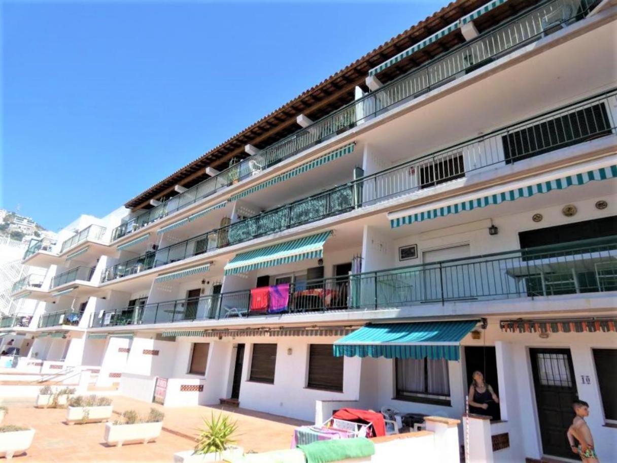 Apartamento Canyelles Petites Roses Exterior foto