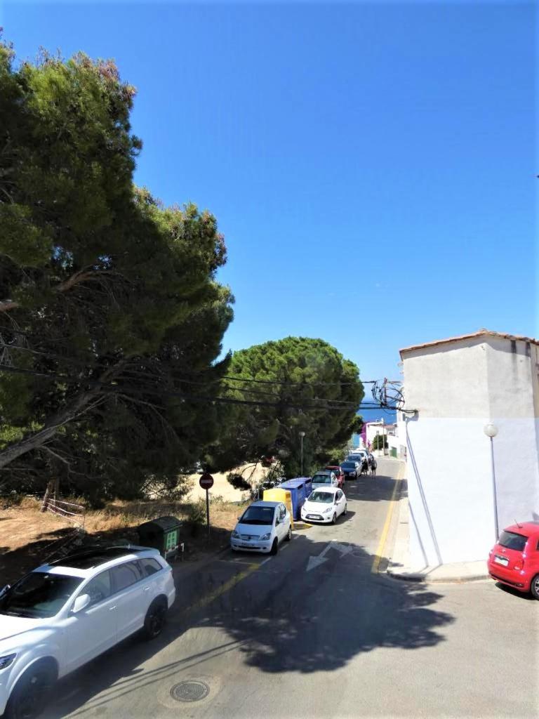 Apartamento Canyelles Petites Roses Exterior foto